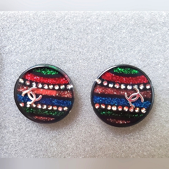 Chanel Runway Earrings - Picture 1 of 7
